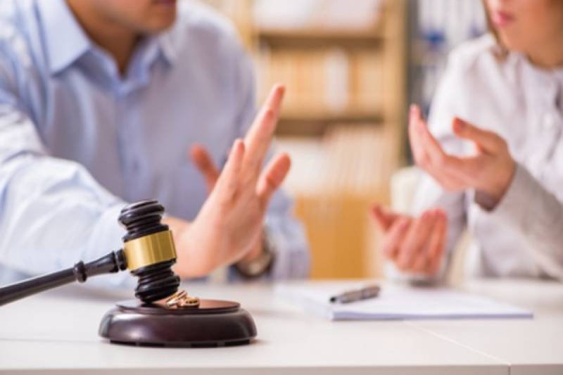 Alimentlə əlaqədar işçinin əməkhaqqından tutulmaya dair norma müəyyənləşib