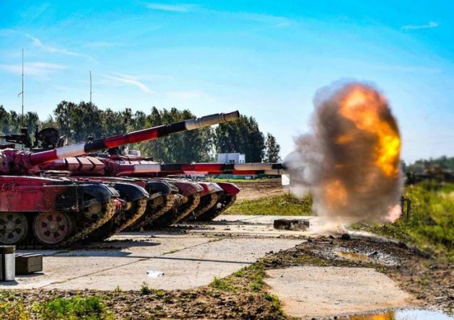 Azərbaycan tank&ccedil;ıları finala y&uuml;ksəldi - 