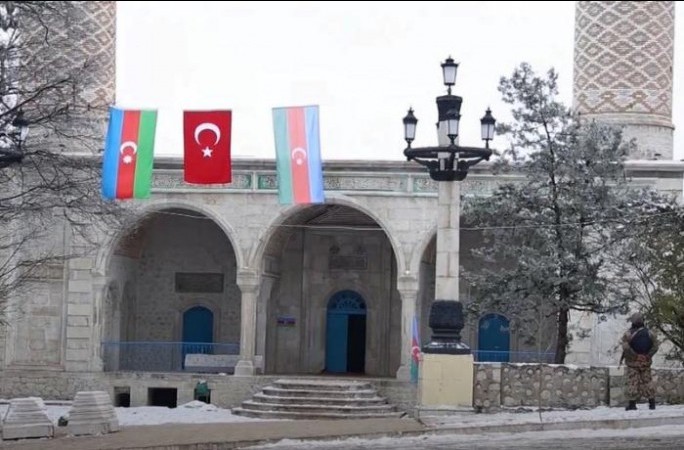 Yeni il gecəsi Şuşa Xankəndidən belə g&ouml;r&uuml;n&uuml;rd&uuml; - VİDEO