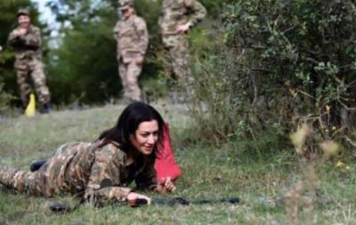 Paşinyan arvadını d&ouml;y&uuml;ş b&ouml;lgəsinə buna g&ouml;rə g&ouml;ndərib -  Xəbər şəkili